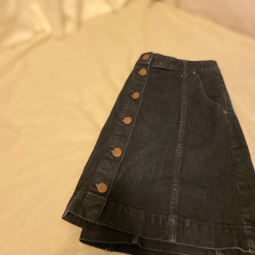 Lauren Conrad Button Front Denim Skirt US4